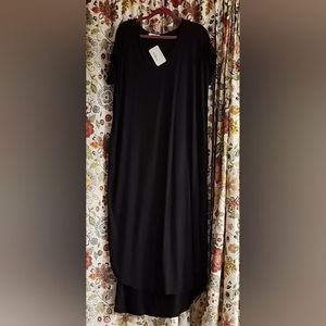 NWT BLACK SHORT SLEEVE DRESS